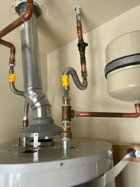 Water heater installation and plumbing repair in Mohegan